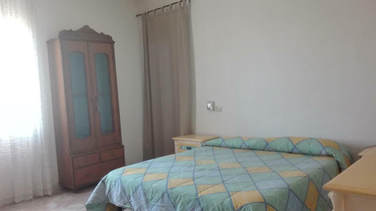 Sunflower House Apartman Siniscola Kültér fotó